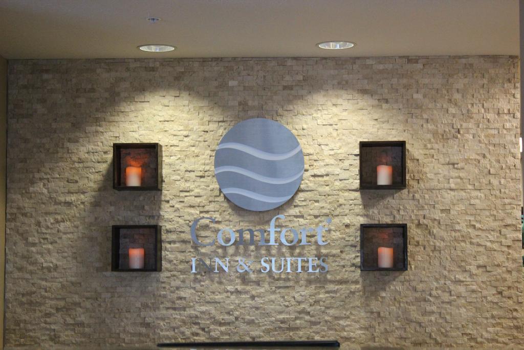 Comfort Inn & Suites Edmonton International Airport Nisku Εξωτερικό φωτογραφία