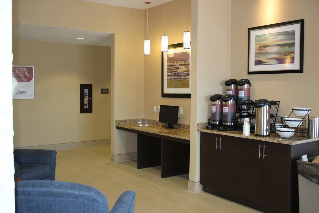 Comfort Inn & Suites Edmonton International Airport Nisku Εξωτερικό φωτογραφία