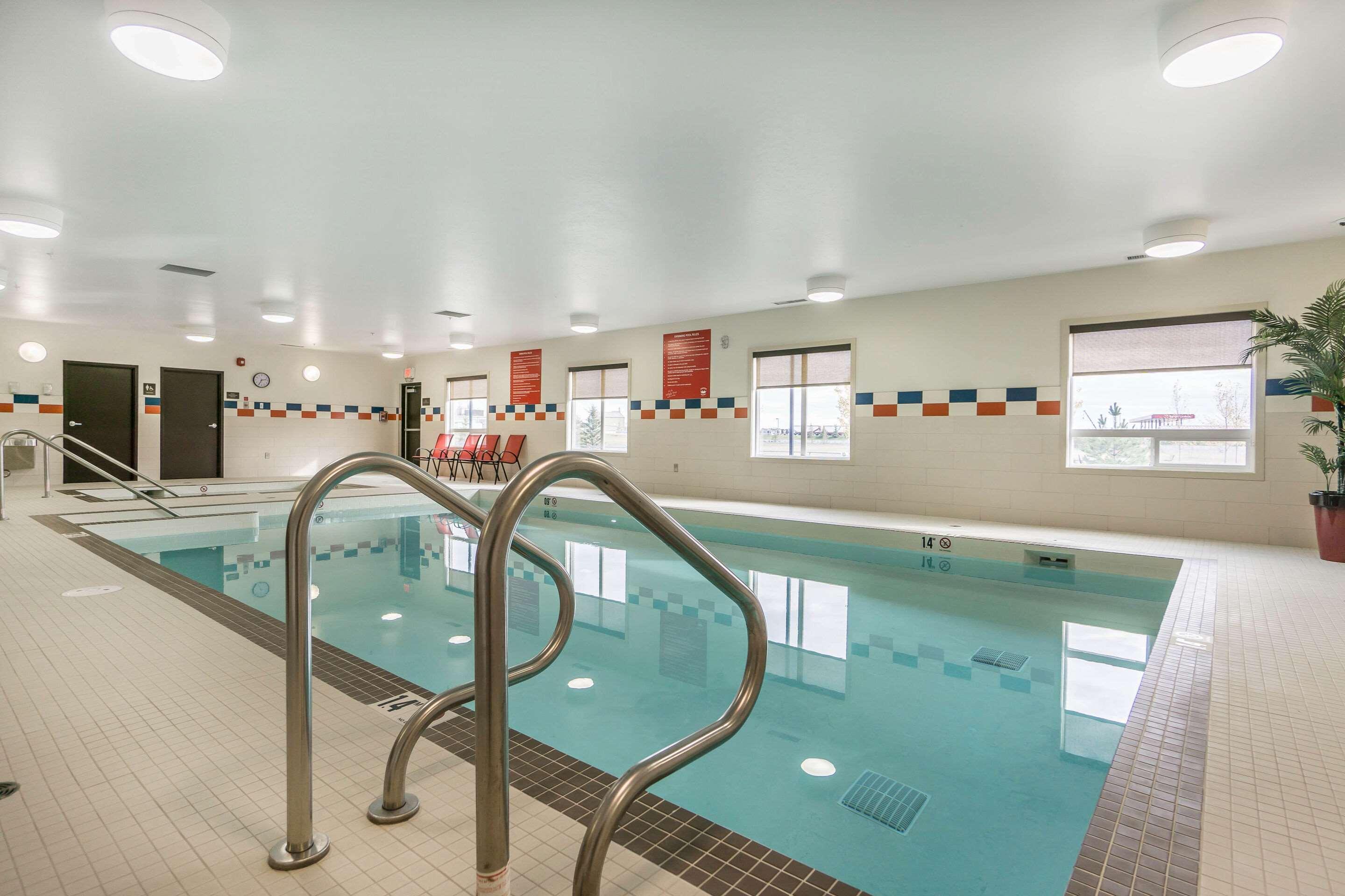 Comfort Inn & Suites Edmonton International Airport Nisku Εξωτερικό φωτογραφία