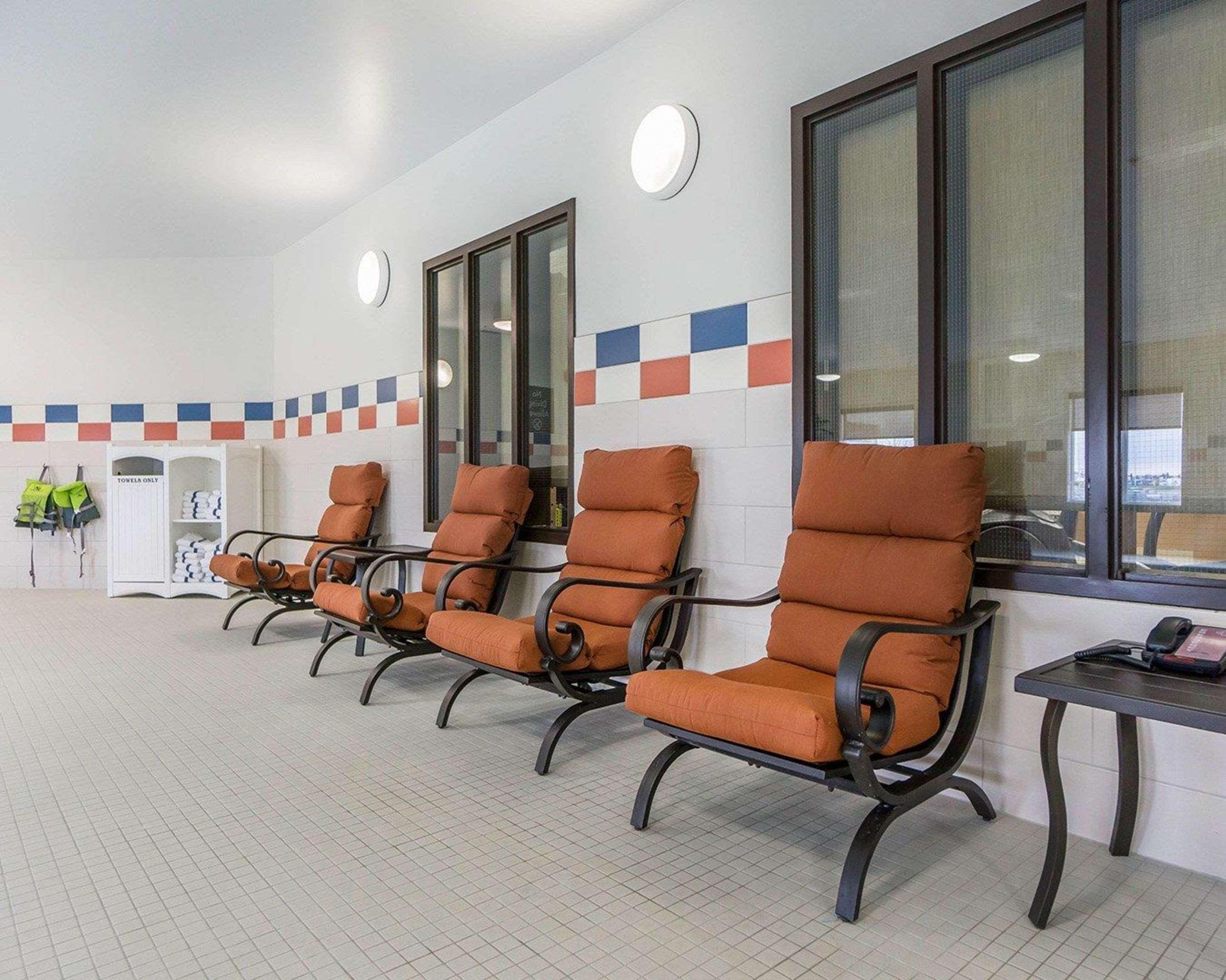 Comfort Inn & Suites Edmonton International Airport Nisku Εξωτερικό φωτογραφία