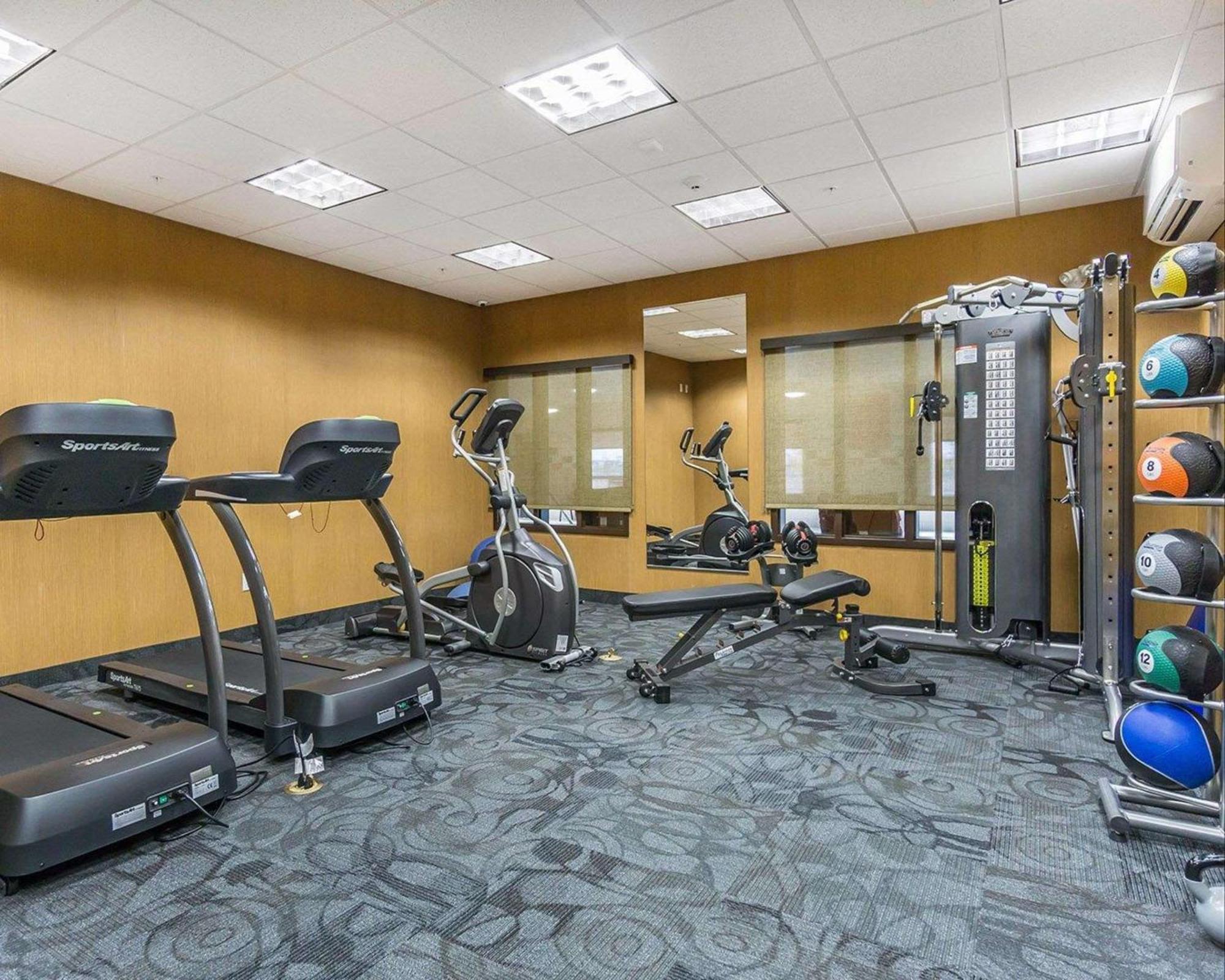 Comfort Inn & Suites Edmonton International Airport Nisku Εξωτερικό φωτογραφία
