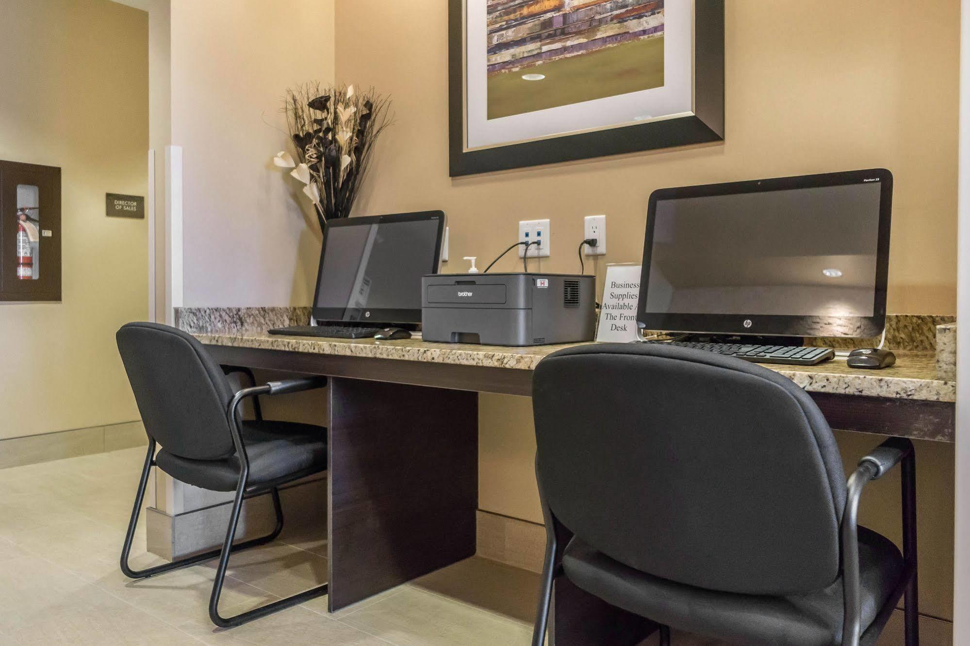 Comfort Inn & Suites Edmonton International Airport Nisku Εξωτερικό φωτογραφία
