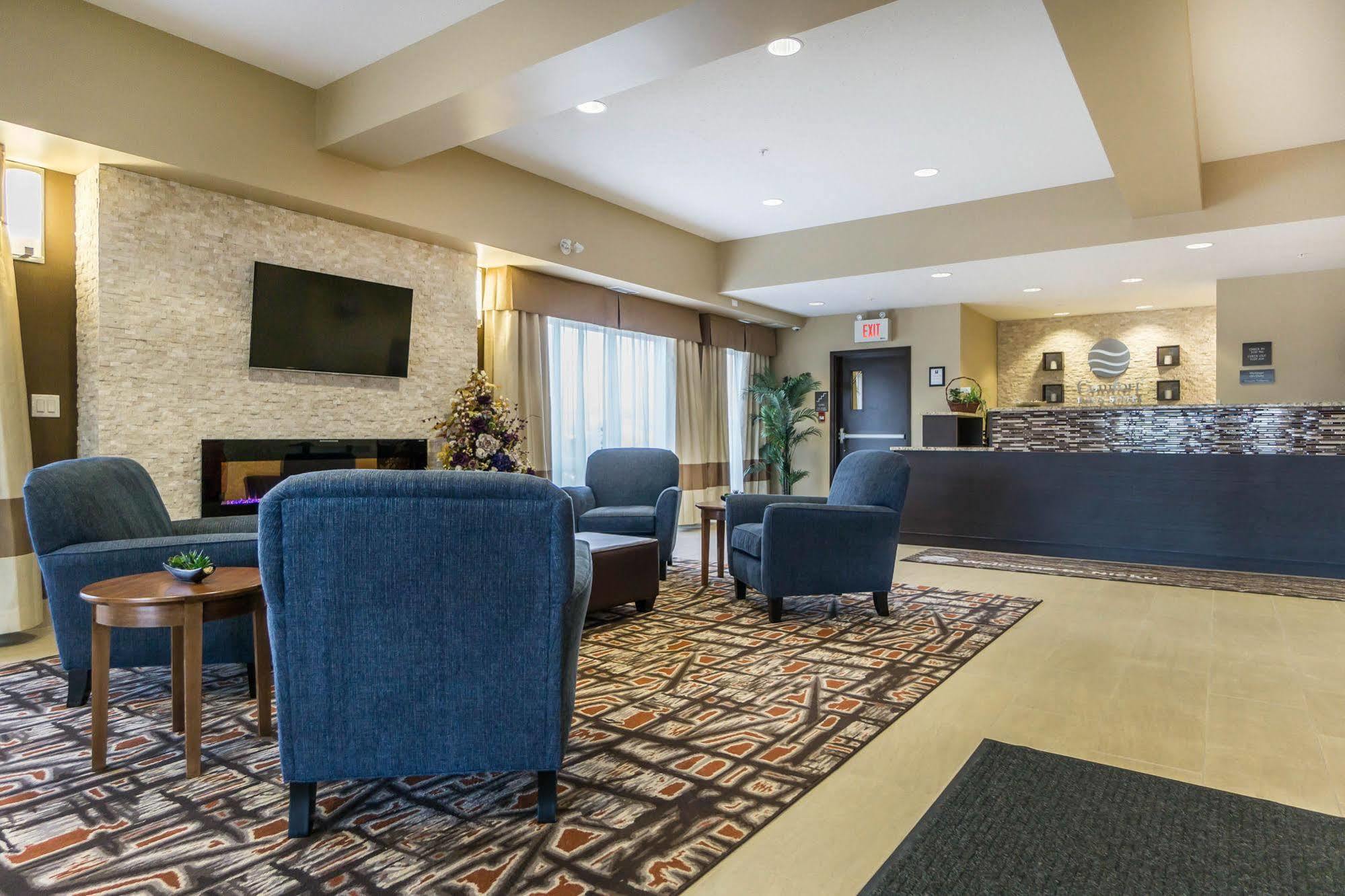 Comfort Inn & Suites Edmonton International Airport Nisku Εξωτερικό φωτογραφία